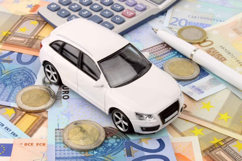 Autoleasing macht den Traum vom Wunschwagen schon ab geringen monatlichen Raten möglich und schont den Geldbeutel. 